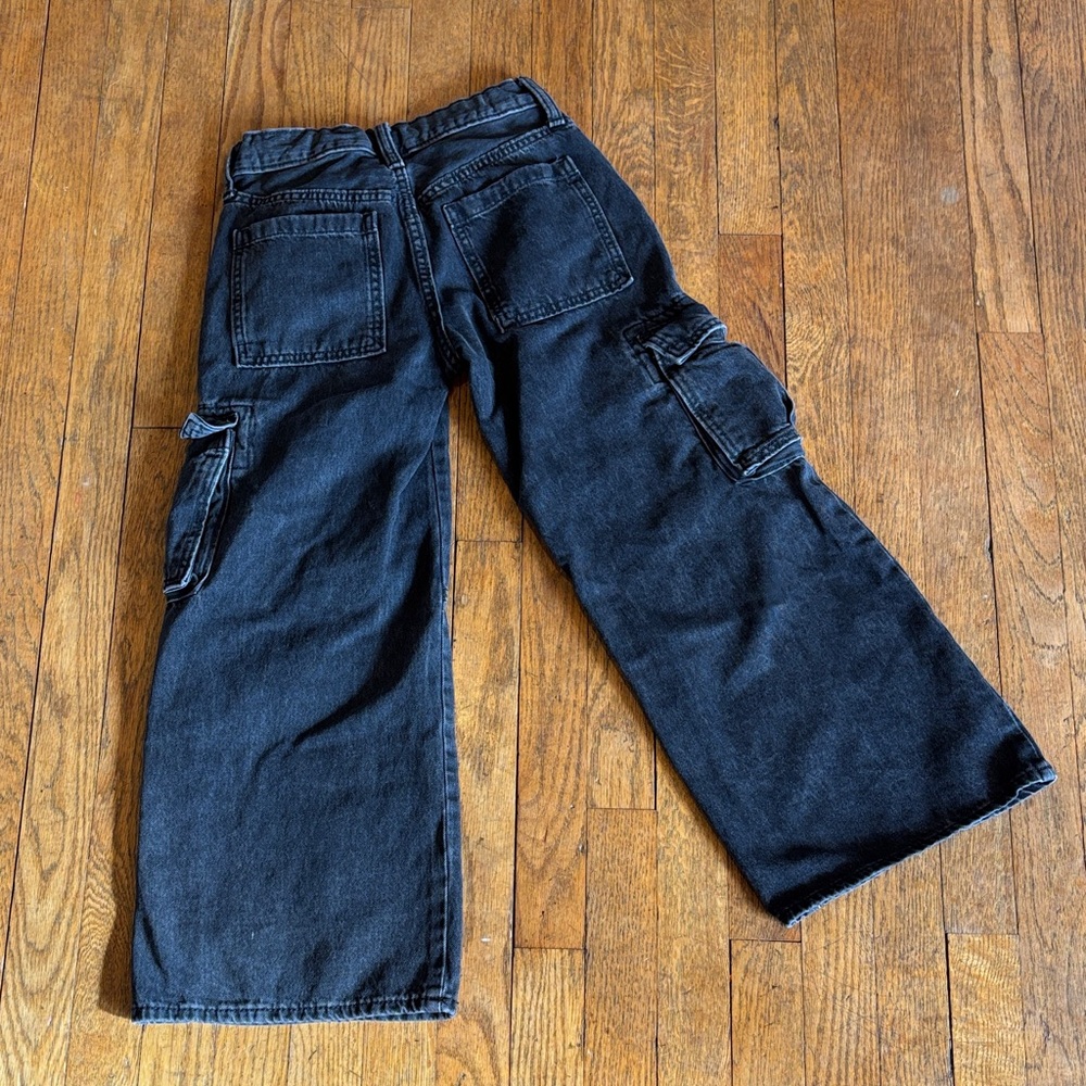 Old Navy Kids Black Cargo Jeans - Picture 4 of 4